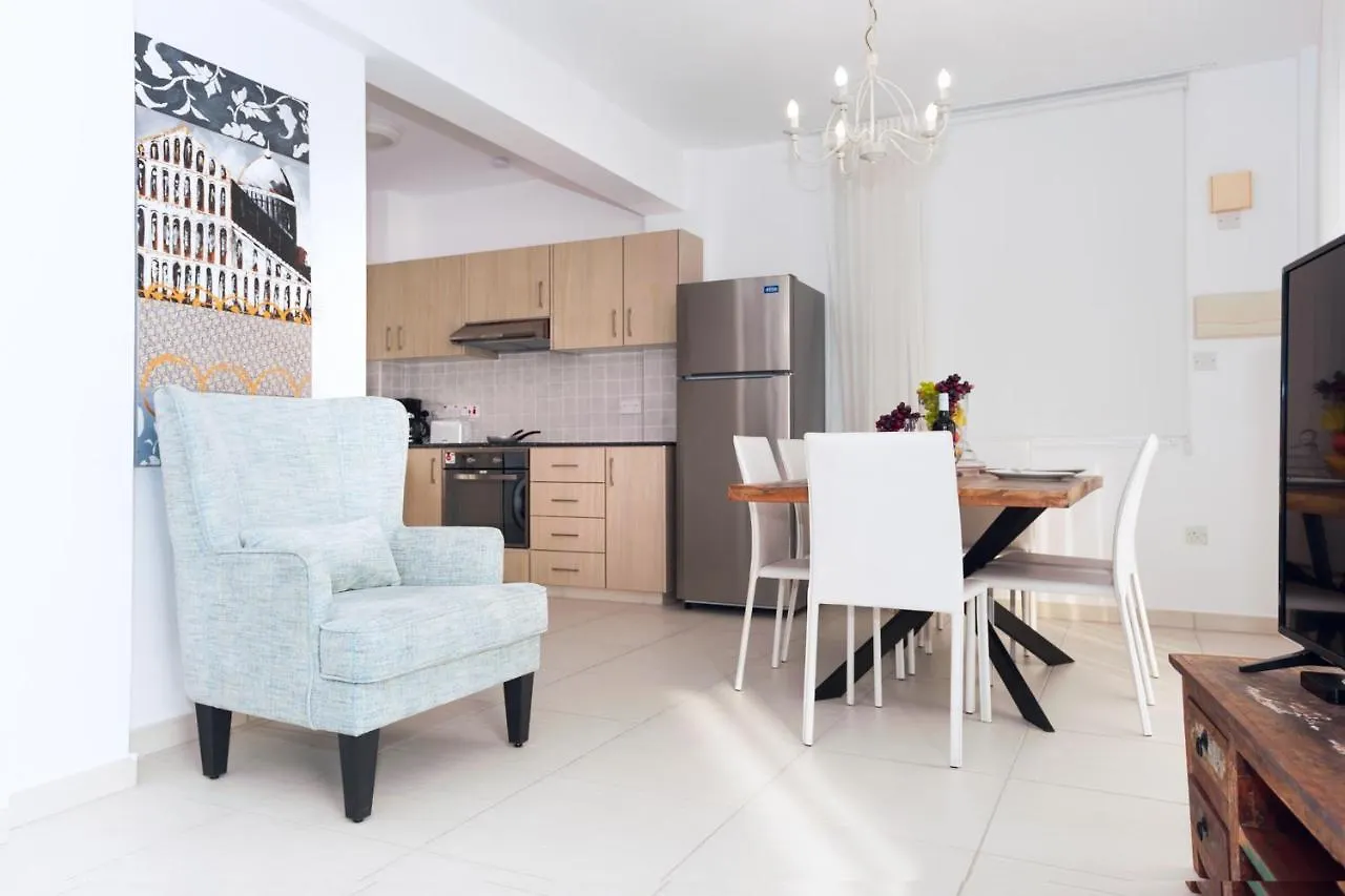 Villa Katherine - Nissi Beach Area アヤナパ 0*,