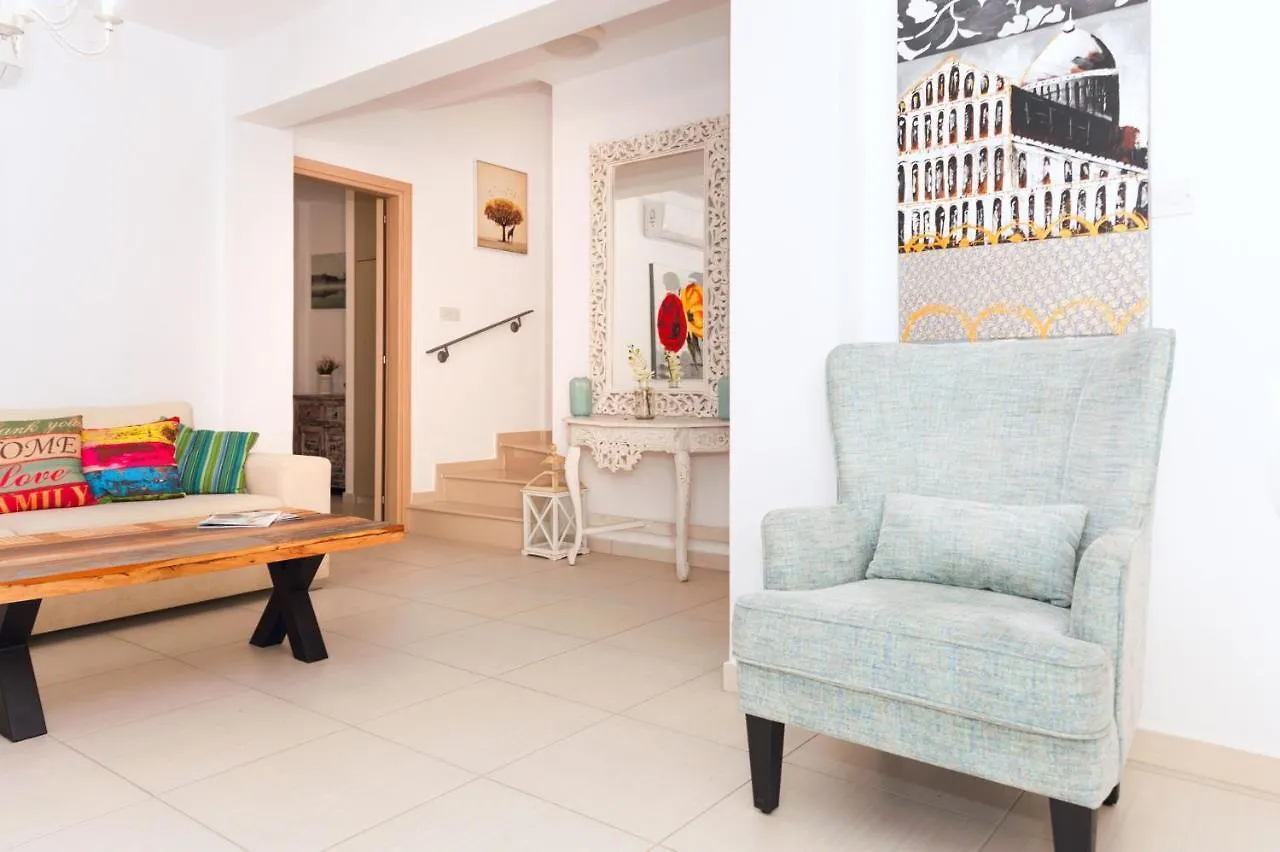 Villa Katherine - Nissi Beach Area アヤナパ